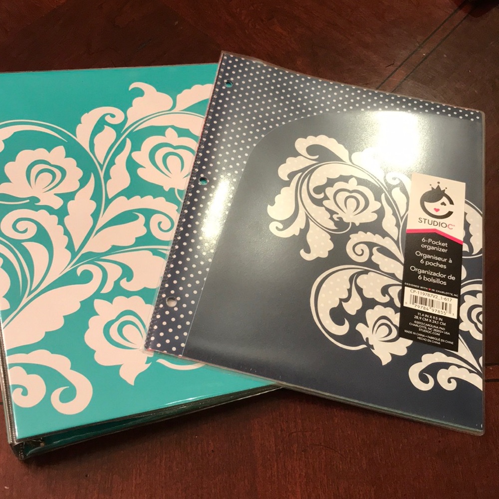 COPY - NWT Studio C 1” binder and 6-pocket organizer.